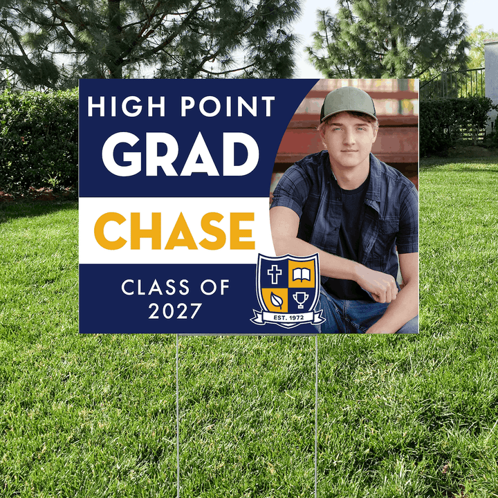 Class of 2027 High Point Graduate Yard Signs