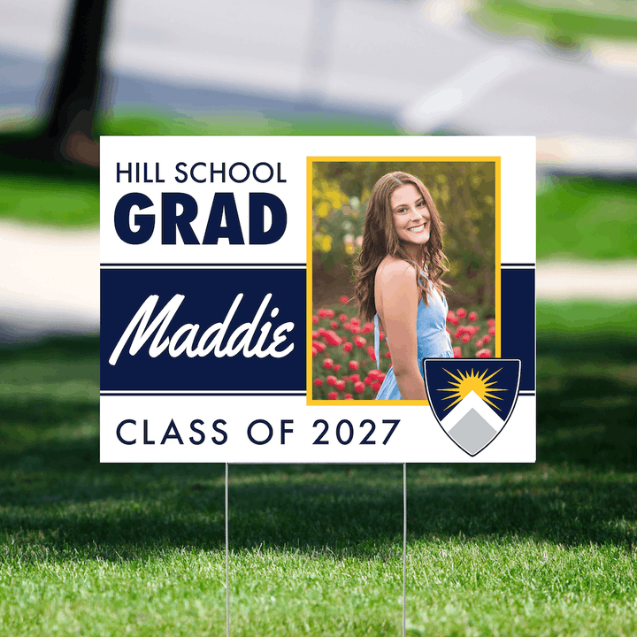 Class of 2027 Hill School Graduate Yard Signs