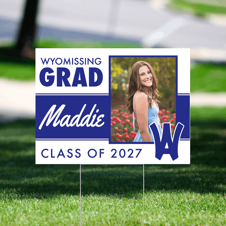 Class of 2027 Wyomissing Graduate Yard Signs