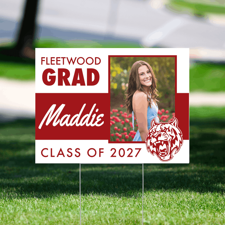 Class of 2027 Fleetwood Graduate Yard Signs
