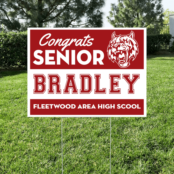 Fleetwood senior yard sign