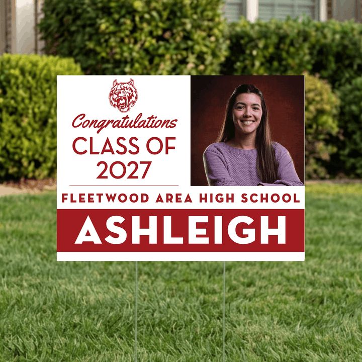 Fleetwood senior yard sign